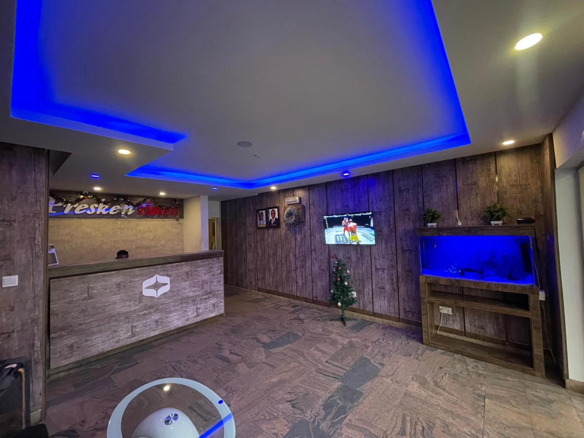 Presken Hotels @Fajodd-4 Ikeja Dış mekan fotoğraf